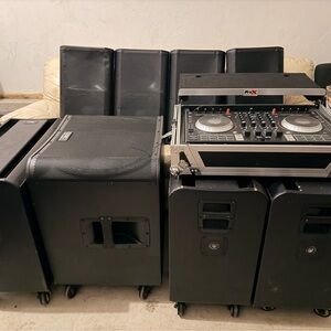DJ EQUIPMENT WHOLE COMPLETE SET FOR PROFESSIONAL GIGS 
* QSC EQUIPMENTS